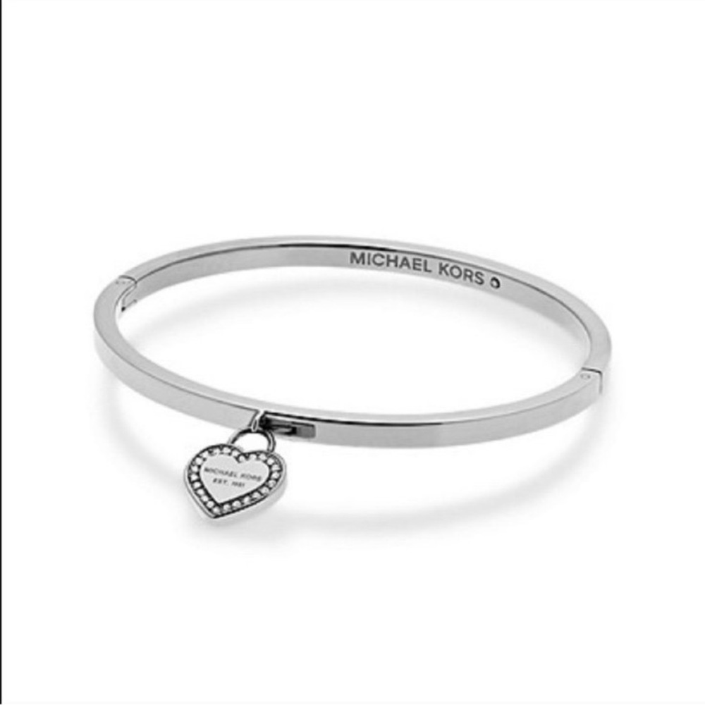 Michael Kors Silver Heart Charm Hinged Bangle Bracelet Pavé Crystal NWT - Picture 4 of 4